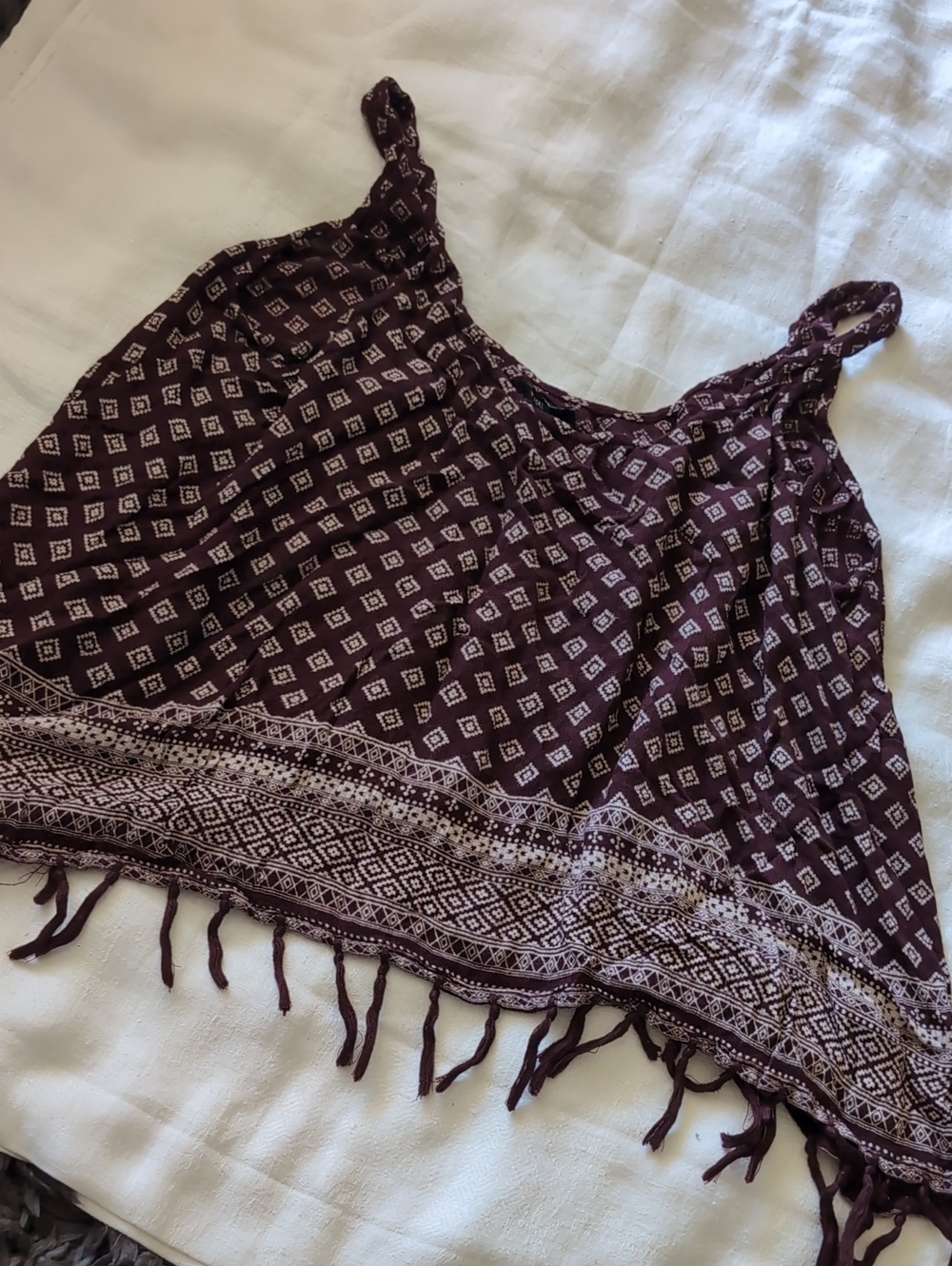 Forever 21 Maroon Diamond Print Fringe Tank